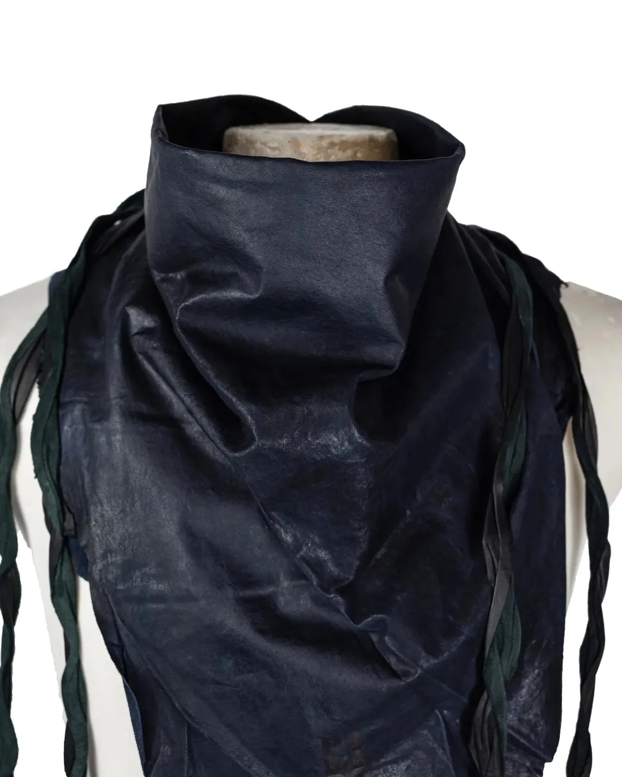 LAMB LEATHER SCARF BLUE
