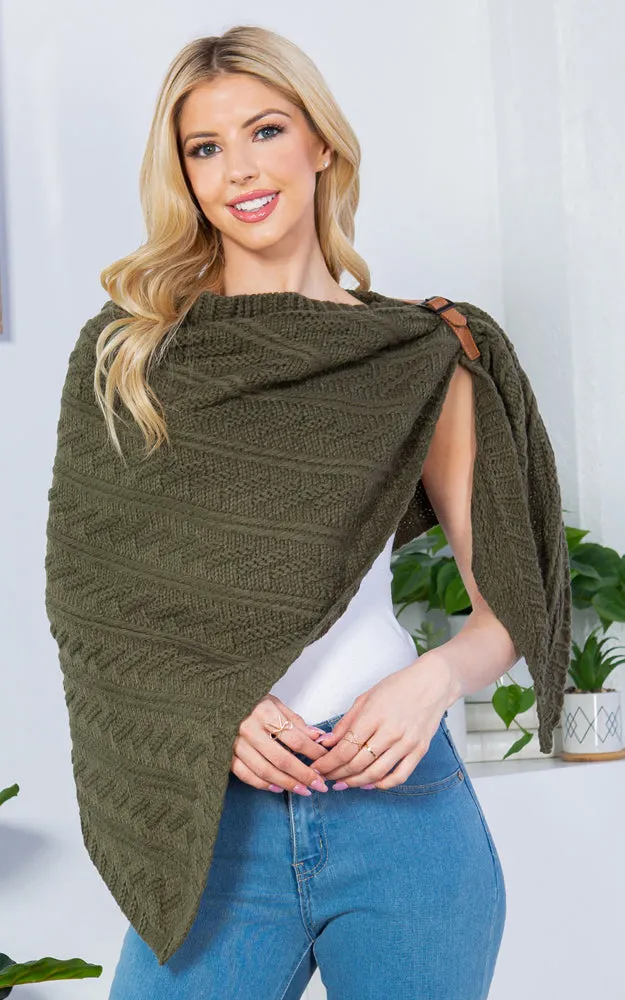 SA3318 Cable Knit Shawl w/veg Leather Buckle