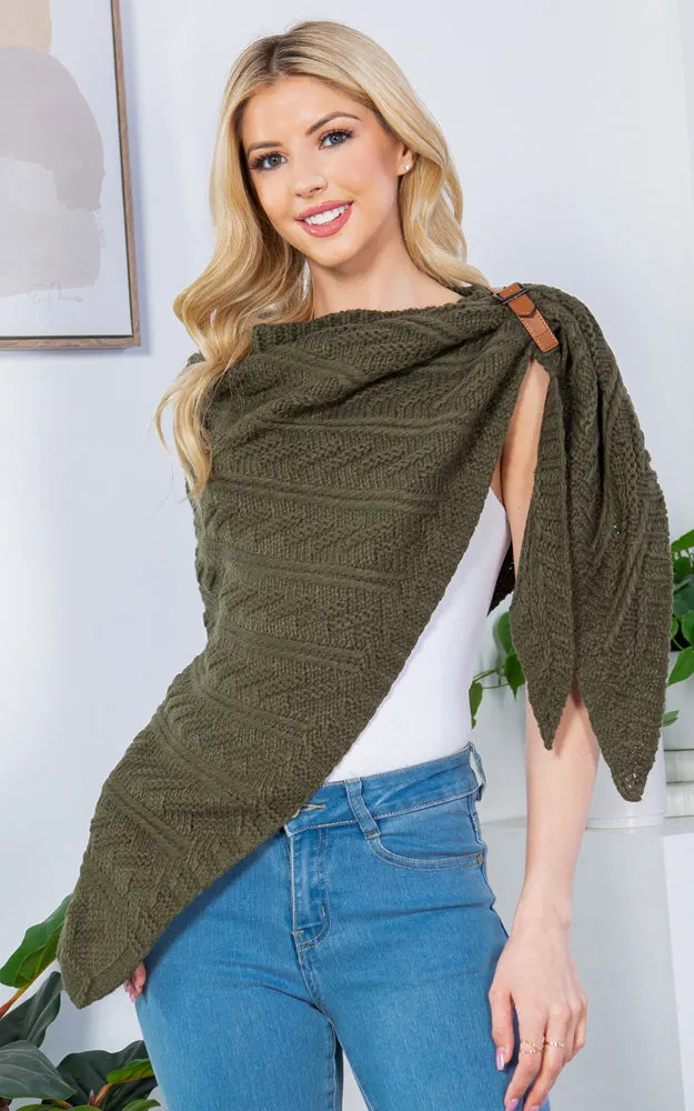 SA3318 Cable Knit Shawl w/veg Leather Buckle