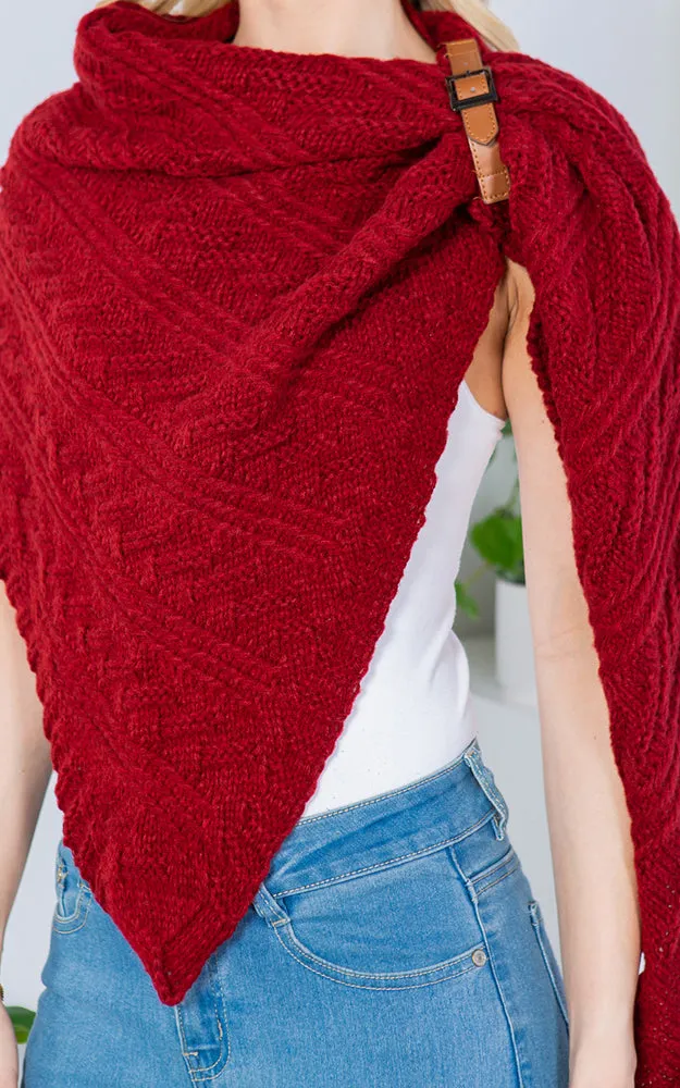 SA3318 Cable Knit Shawl w/veg Leather Buckle