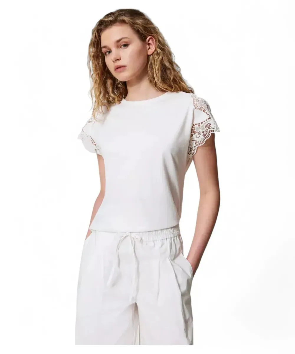 T-shirt in Cotone con Maniche in Pizzo Macramè