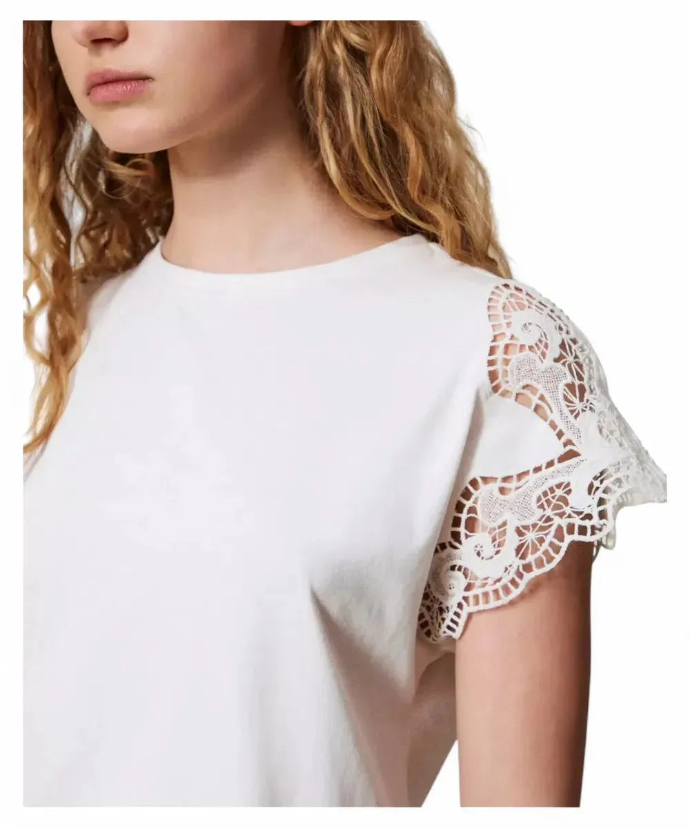 T-shirt in Cotone con Maniche in Pizzo Macramè